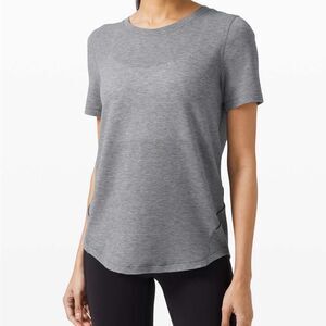 Lululemon Go The Distance Heather Black/Gray Short Sleeve Tee